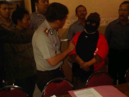 Istri Camat Ditangkap Polres Sampang